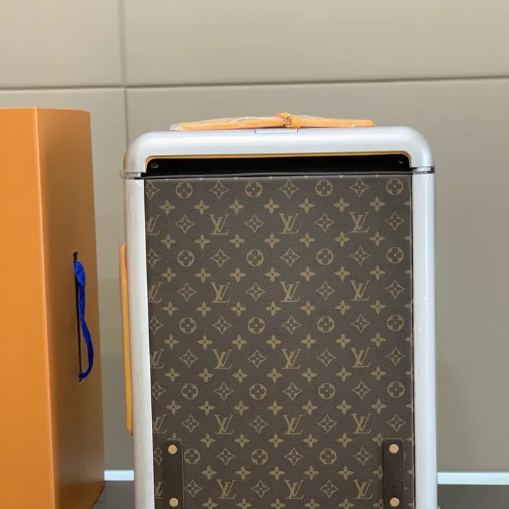 スーパーコピー ルイヴィトン スーツケース