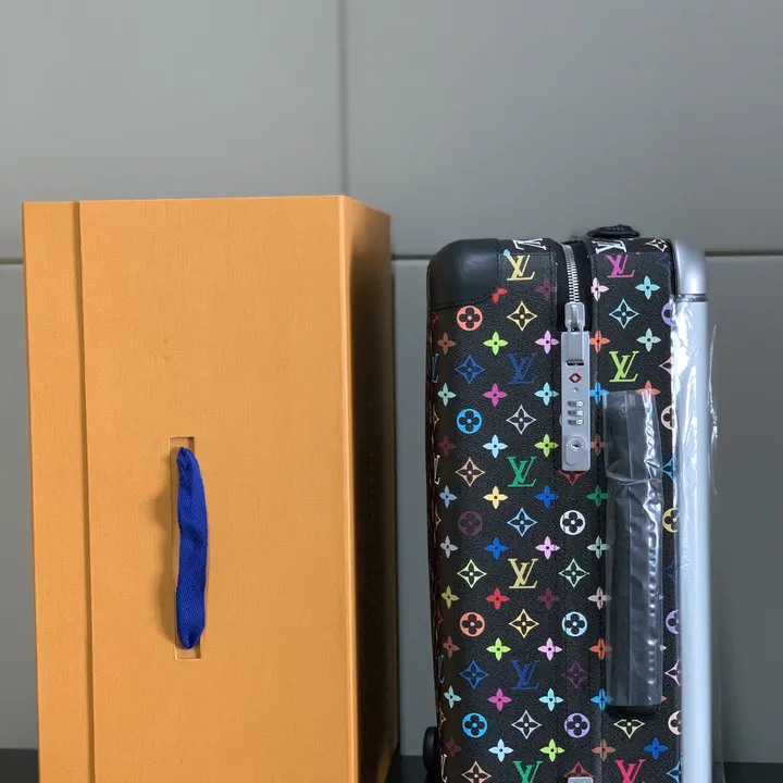 スーパーコピー ルイヴィトン スーツケース