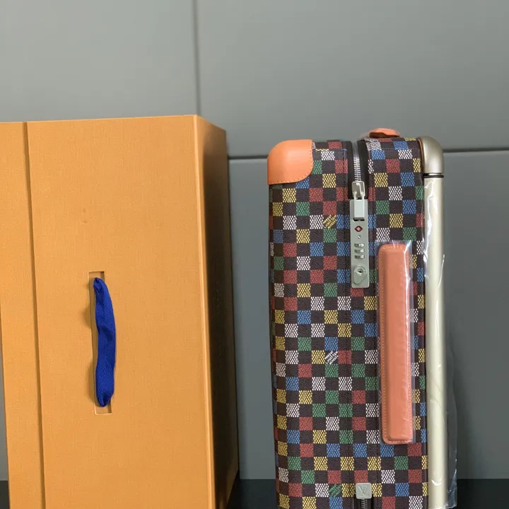 スーパーコピー ルイヴィトン スーツケース