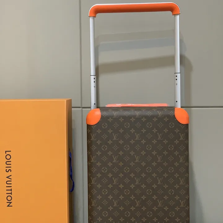スーパーコピー ルイヴィトン スーツケース
