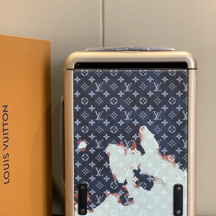 スーパーコピー ルイヴィトン スーツケース