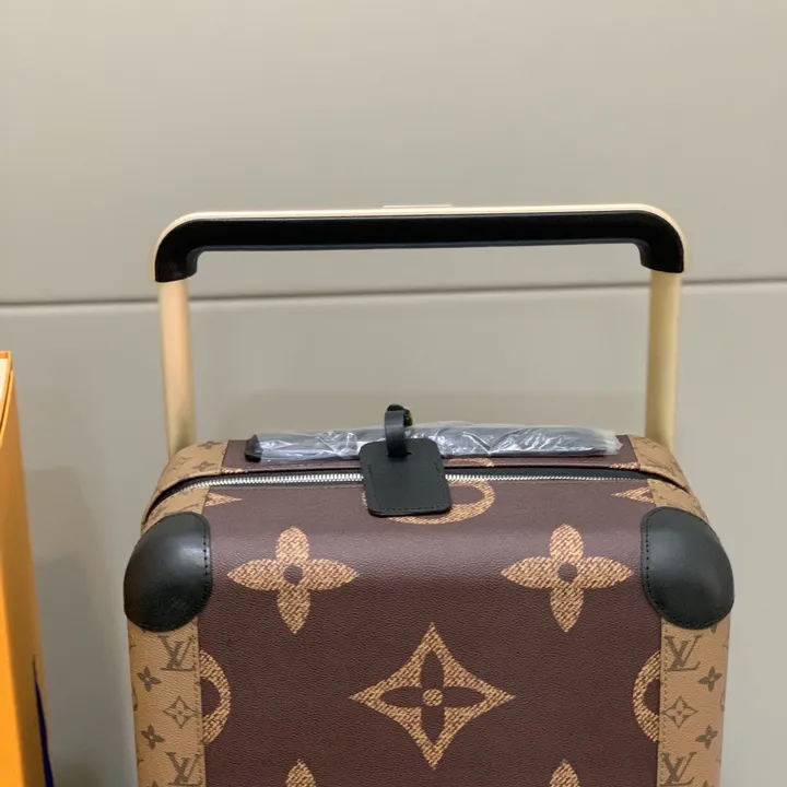 スーパーコピー ルイヴィトン スーツケース