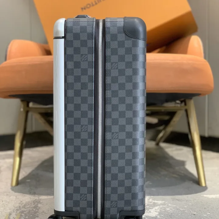 スーパーコピー ルイヴィトン スーツケース