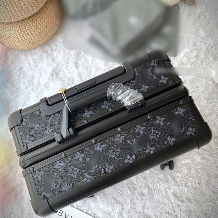 スーパーコピー ルイヴィトン スーツケース