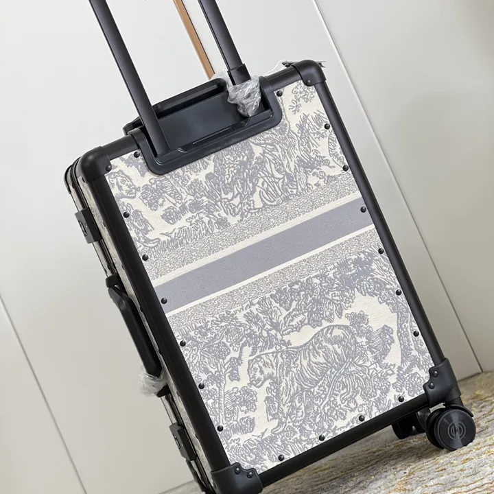 スーパーコピー ディオール スーツケース