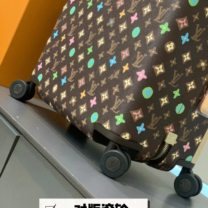 スーパーコピー ルイヴィトン スーツケース