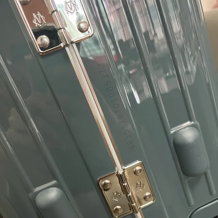 スーパーコピー リモワ スーツケース