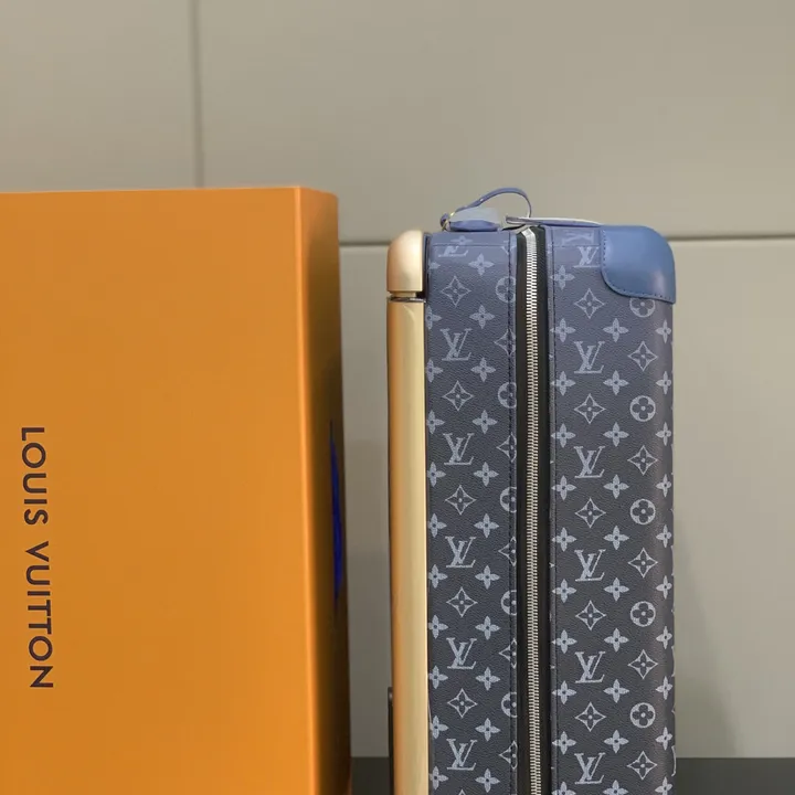 スーパーコピー ルイヴィトン スーツケース