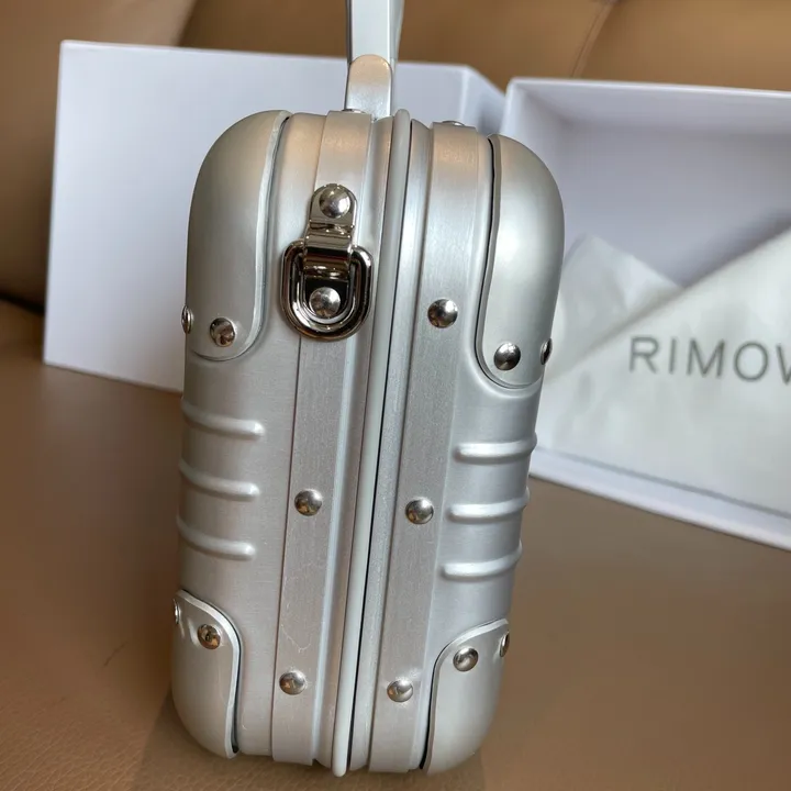 スーパーコピー リモワ スーツケース