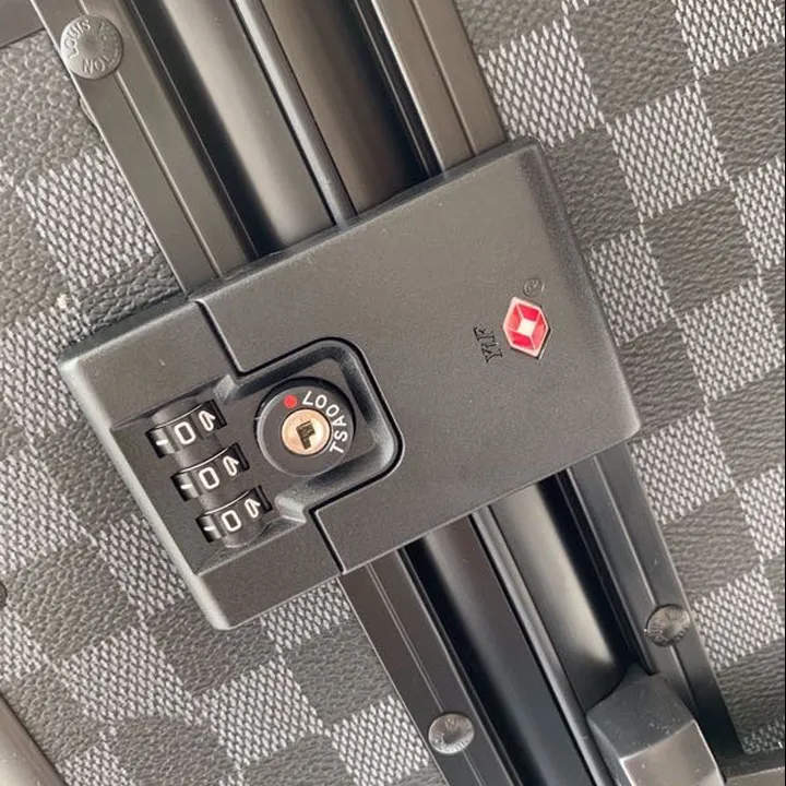 スーパーコピー ルイヴィトン スーツケース