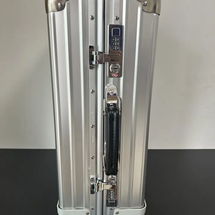 スーパーコピー リモワ スーツケース