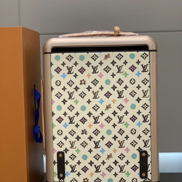 スーパーコピー ルイヴィトン スーツケース