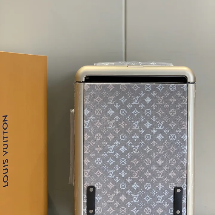 スーパーコピー ルイヴィトン スーツケース