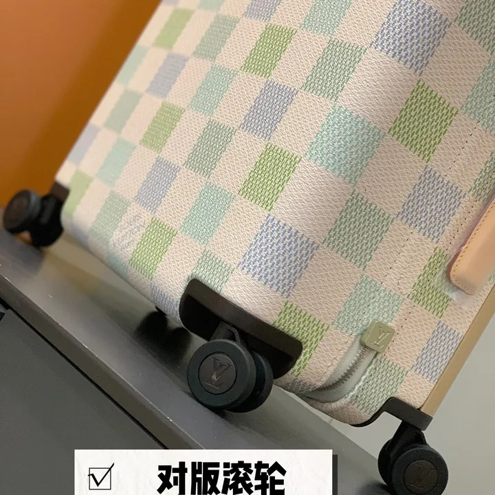 スーパーコピー ルイヴィトン スーツケース