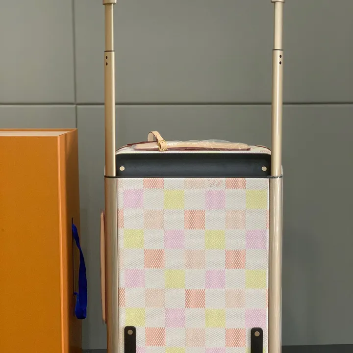 スーパーコピー ルイヴィトン スーツケース