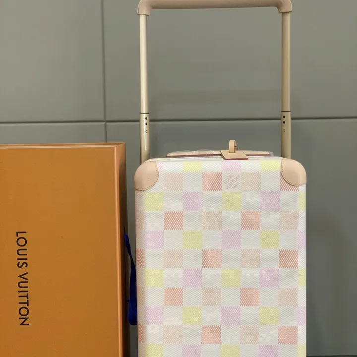 スーパーコピー ルイヴィトン スーツケース