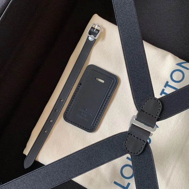 スーパーコピー ルイヴィトン スーツケース