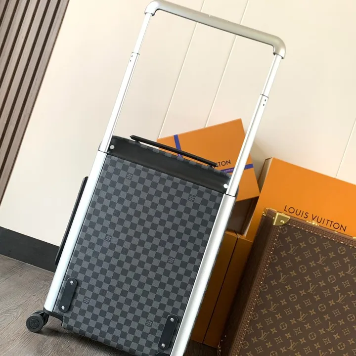スーパーコピー ルイヴィトン スーツケース