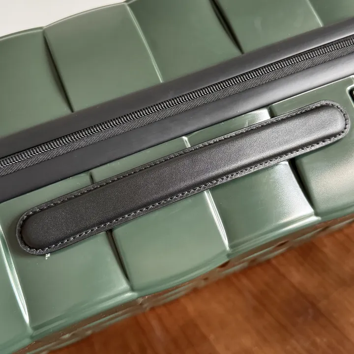 スーパーコピー ボッテガ ヴェネタ スーツケース