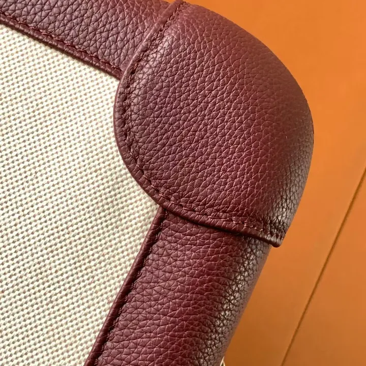 スーパーコピー シャネル スーツケース