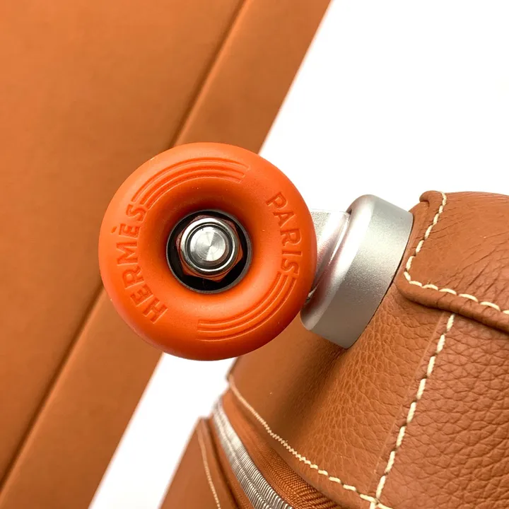 スーパーコピー シャネル スーツケース