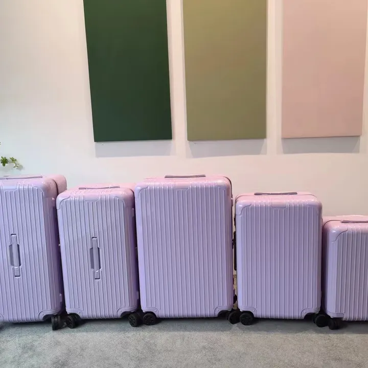 スーパーコピー リモワ スーツケース