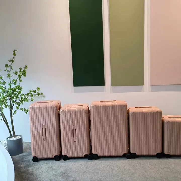 スーパーコピー リモワ スーツケース