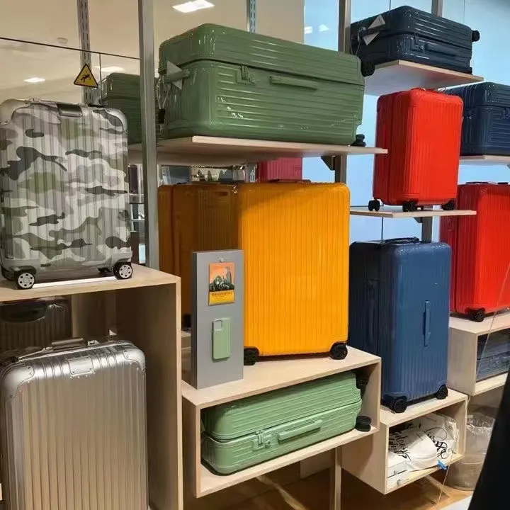 スーパーコピー リモワ スーツケース