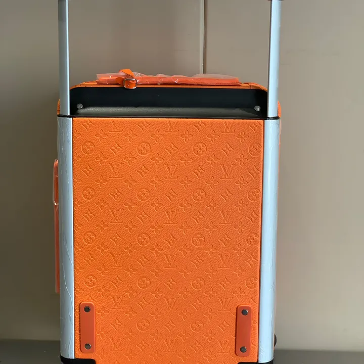 スーパーコピー ルイヴィトン スーツケース