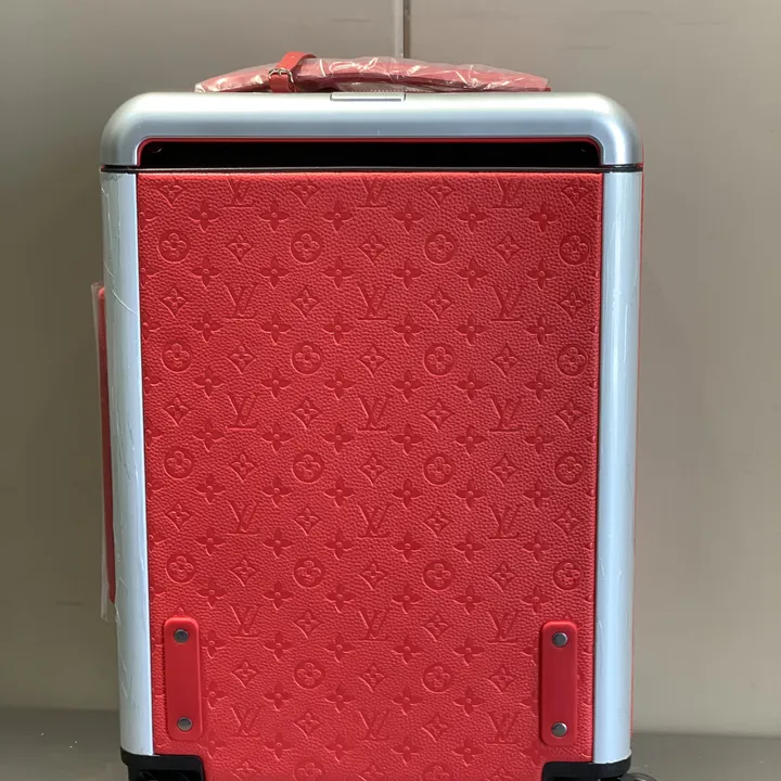 スーパーコピー ルイヴィトン スーツケース