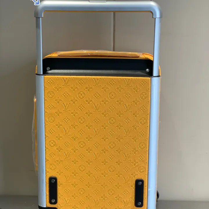 スーパーコピー ルイヴィトン スーツケース