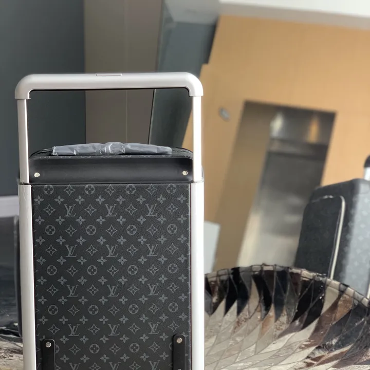スーパーコピー ルイヴィトン スーツケース