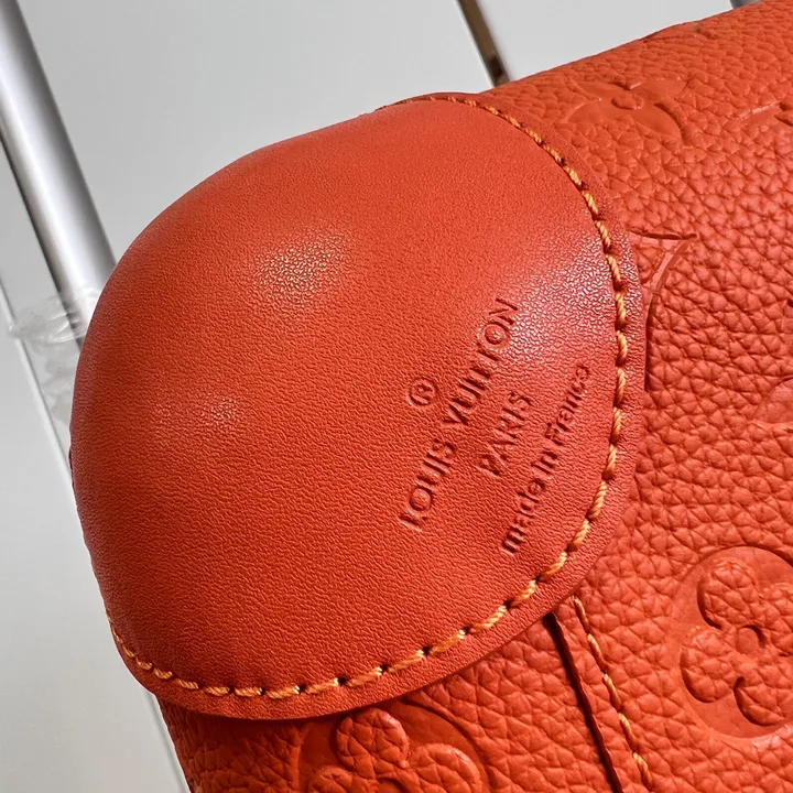 スーパーコピー ルイヴィトン スーツケース