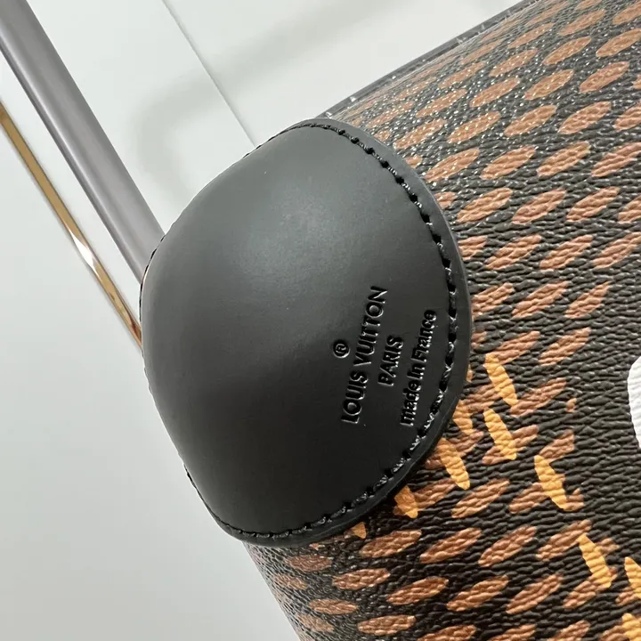 スーパーコピー ルイヴィトン スーツケース