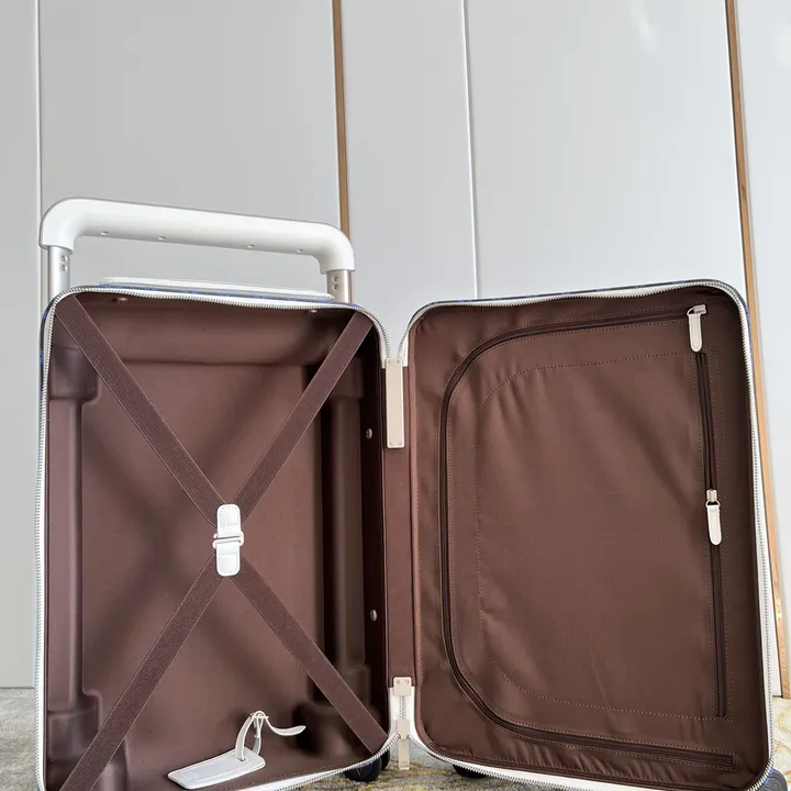 スーパーコピー ルイヴィトン スーツケース