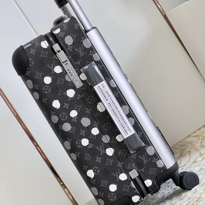 スーパーコピー ルイヴィトン スーツケース