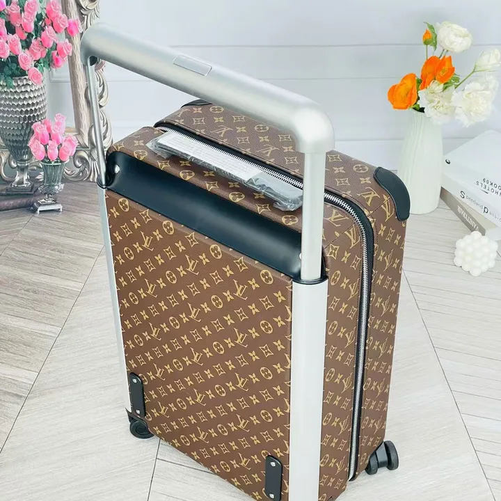 スーパーコピー ルイヴィトン スーツケース