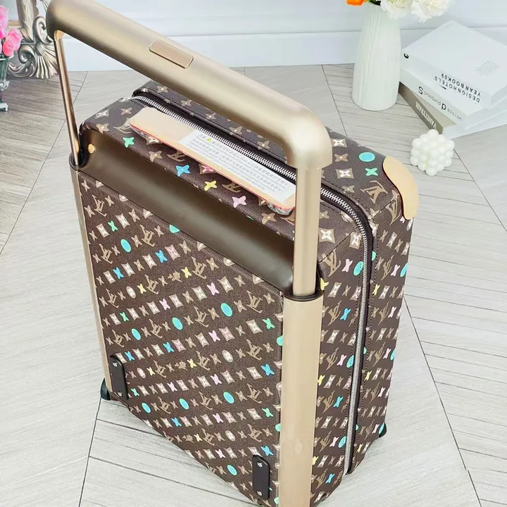 スーパーコピー ルイヴィトン スーツケース