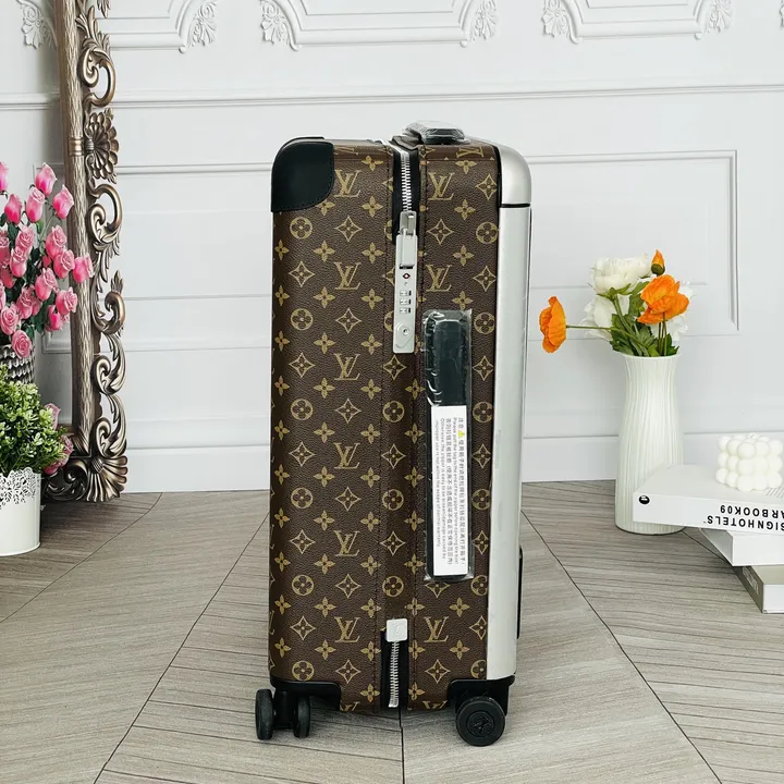 スーパーコピー ルイヴィトン スーツケース