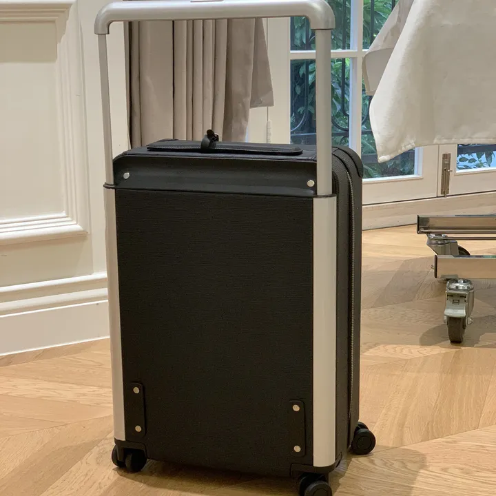 スーパーコピー ルイヴィトン スーツケース