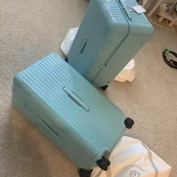 スーパーコピー リモワ スーツケース