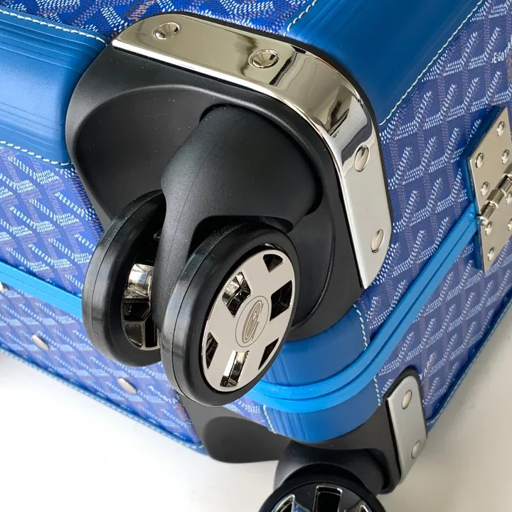 スーパーコピー フェンディ スーツケース