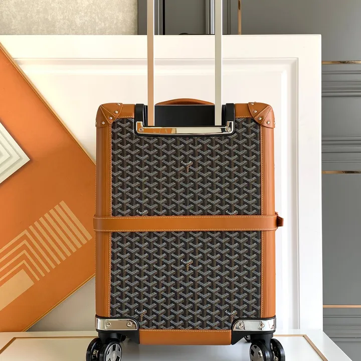 スーパーコピー フェンディ スーツケース