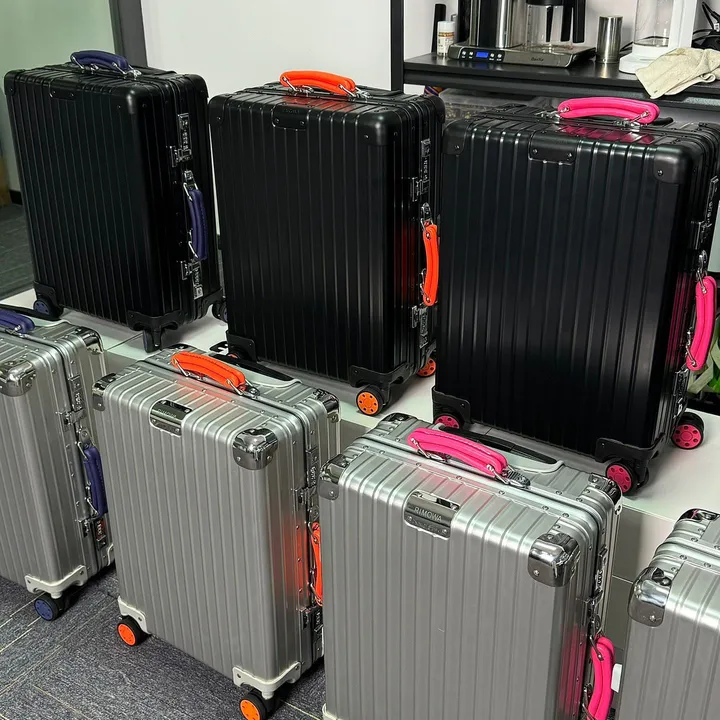 スーパーコピー リモワ スーツケース