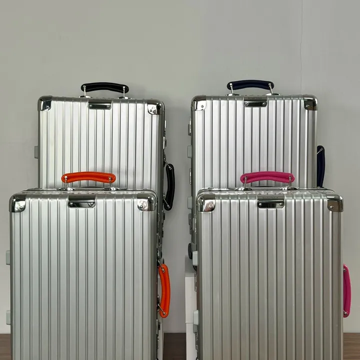 スーパーコピー リモワ スーツケース