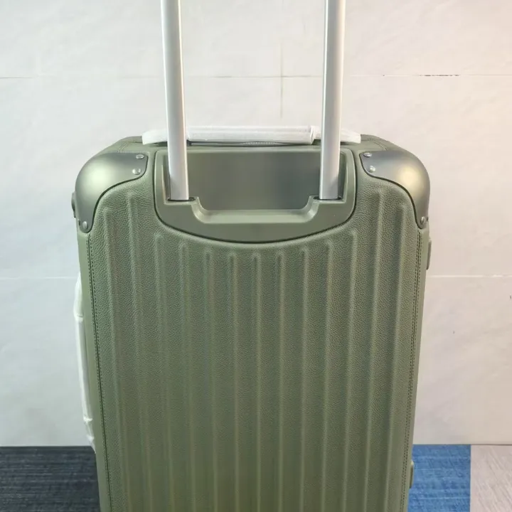 スーパーコピー リモワ スーツケース