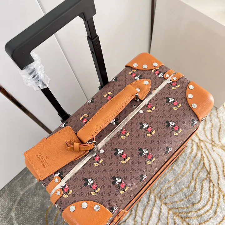 スーパーコピー グッチ スーツケース