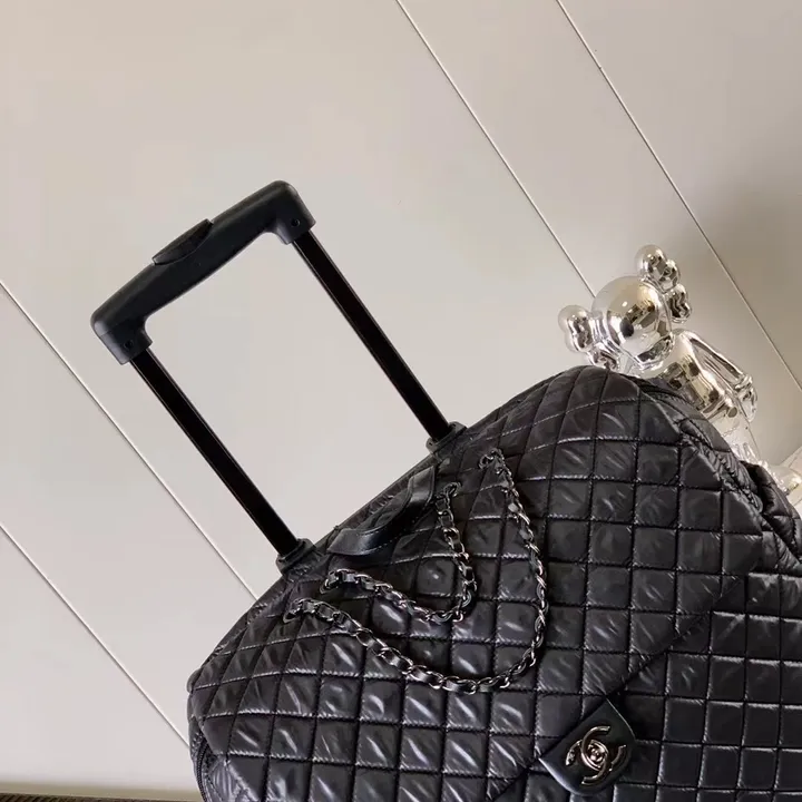 スーパーコピー シャネル スーツケース