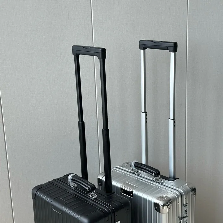 スーパーコピー リモワ スーツケース