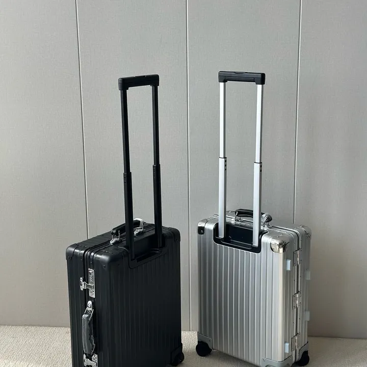 スーパーコピー リモワ スーツケース